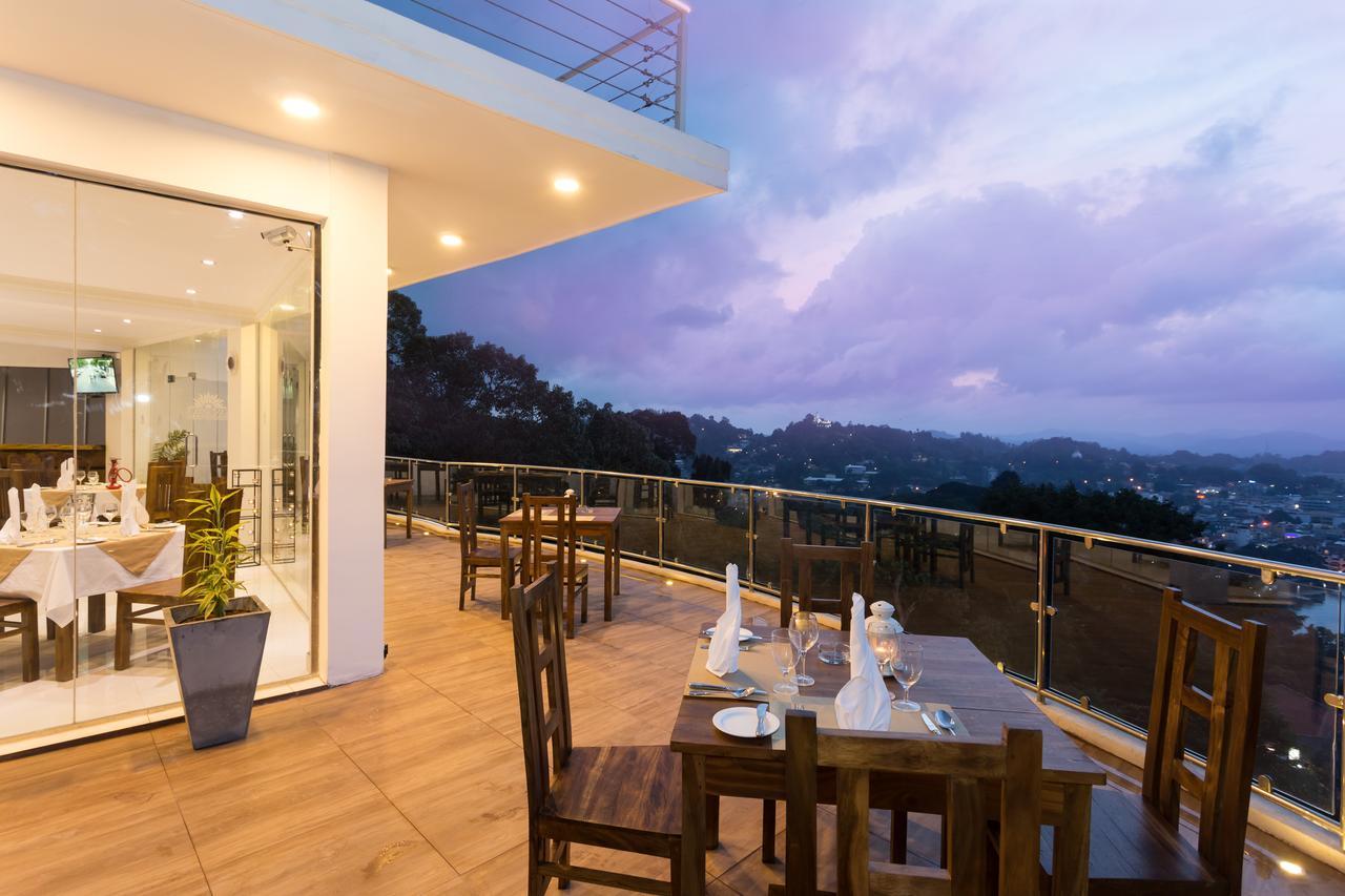 Sandriana Lake View Hotel Kandy Eksteriør bilde